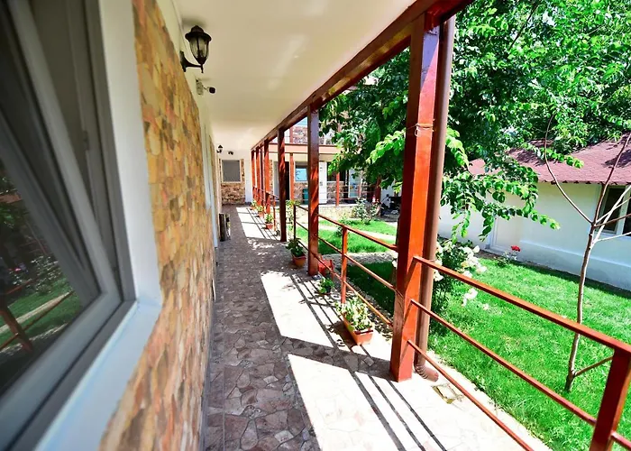 Maya ヴァマ・ヴェケ